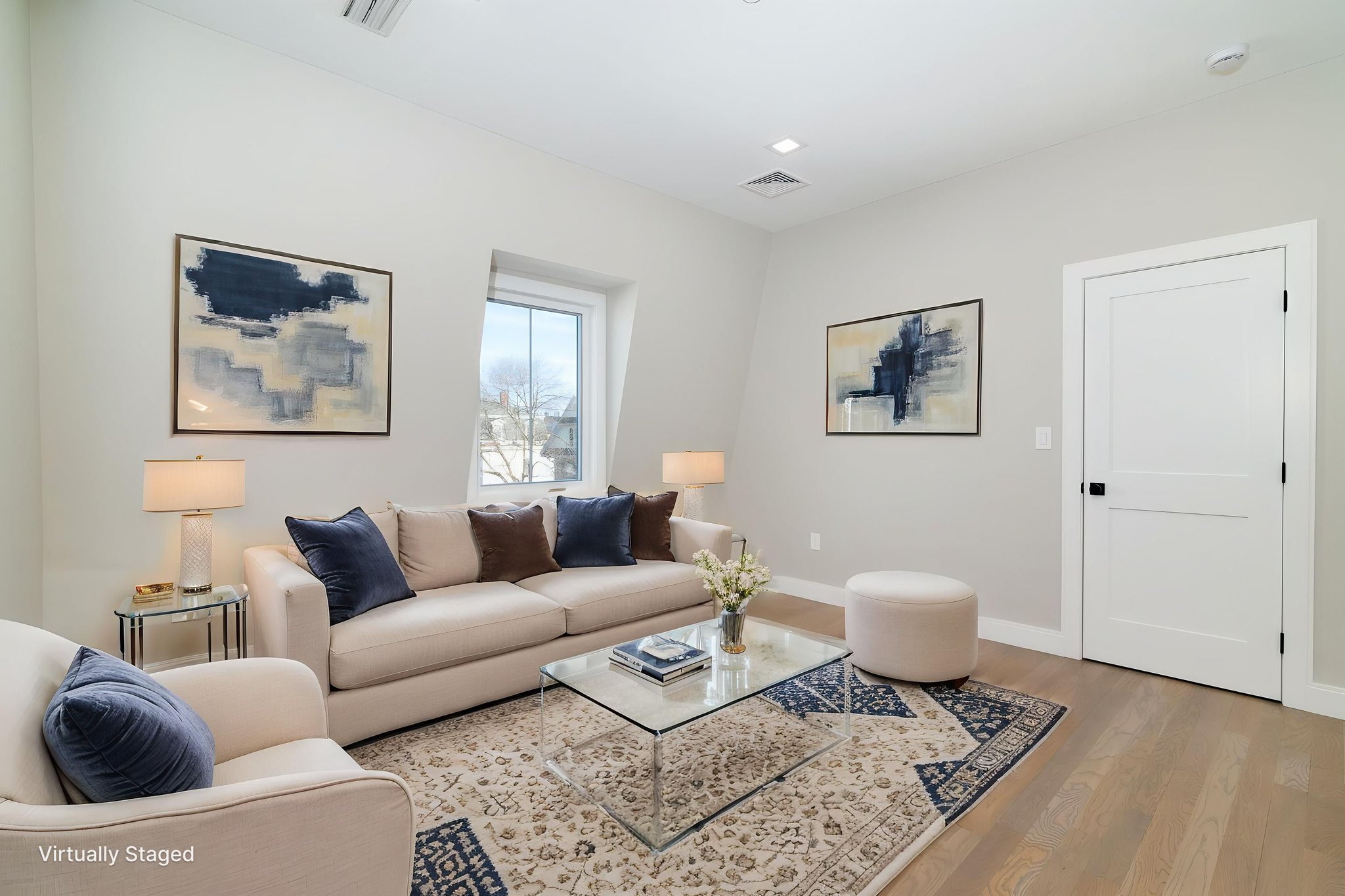 7 (3) virtually staged.jpeg