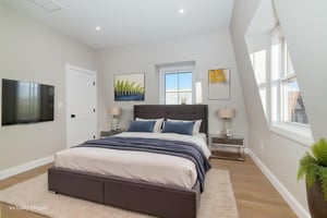 17 (3) virtually staged.jpeg