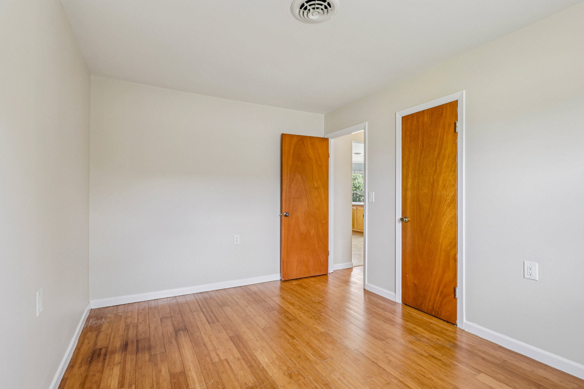 13 Barbados Dr-S0204-026.jpg