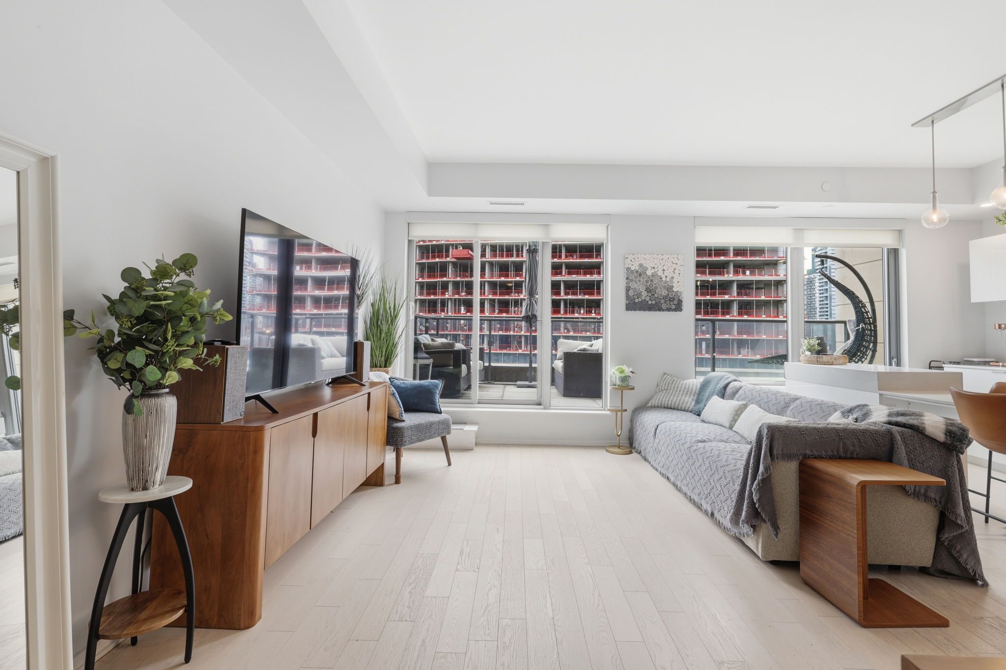 Property in Toronto — delivered property photograph 5