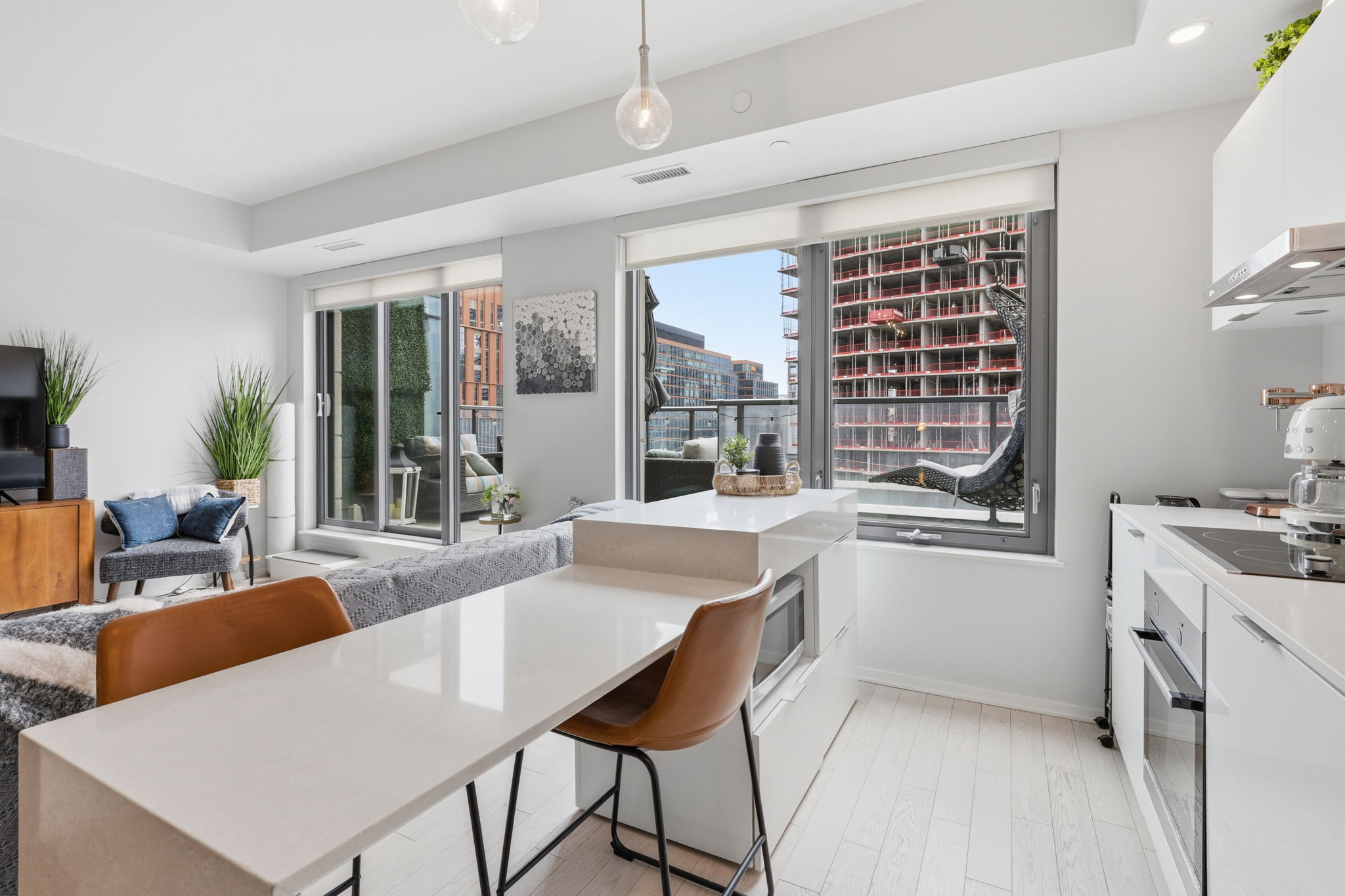 Property in Toronto — delivered property photograph 11