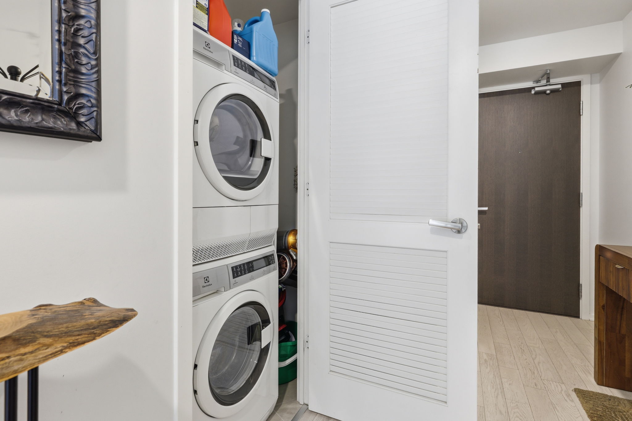 Property in Toronto — delivered property photograph 19