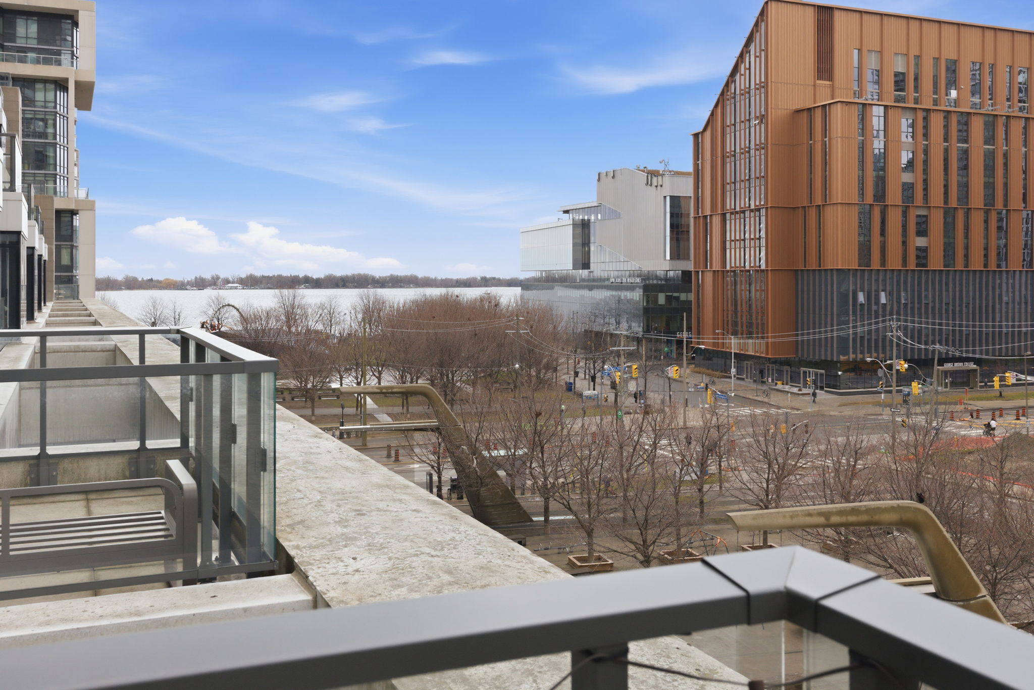 Property in Toronto — delivered property photograph 24