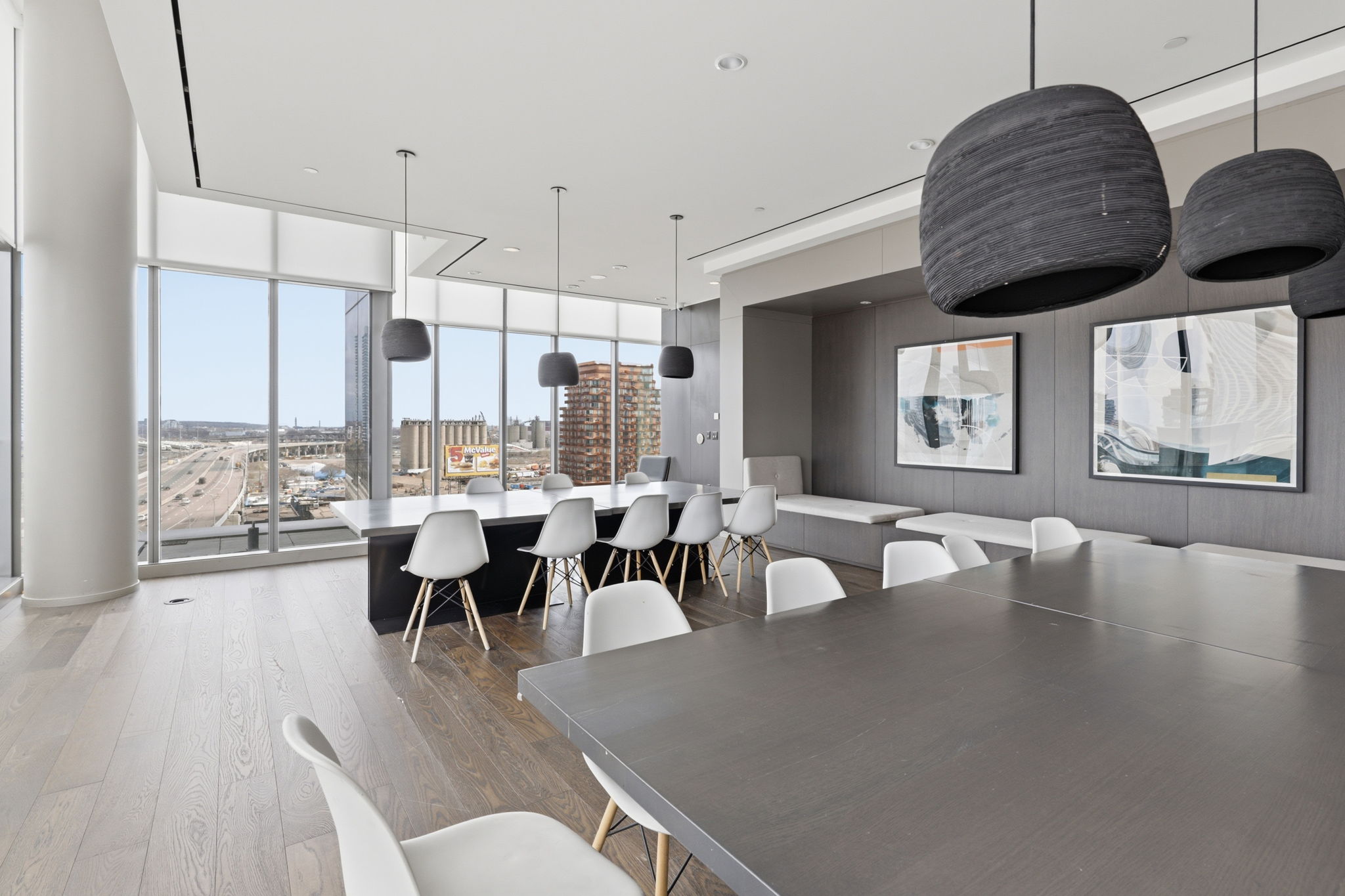Property in Toronto — delivered property photograph 34