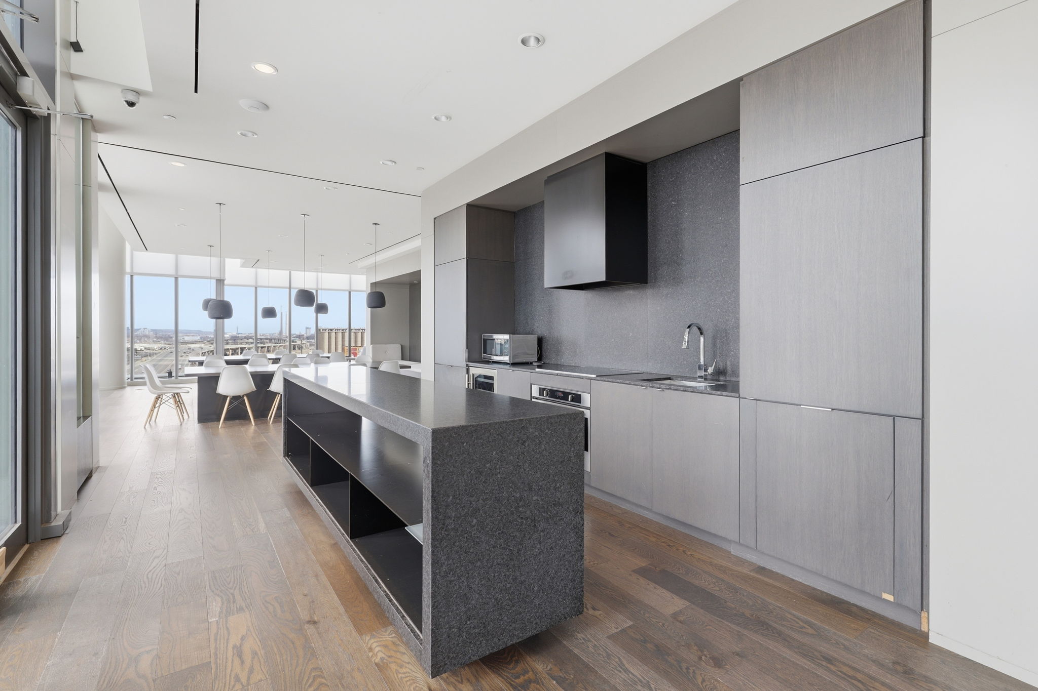 Property in Toronto — delivered property photograph 35