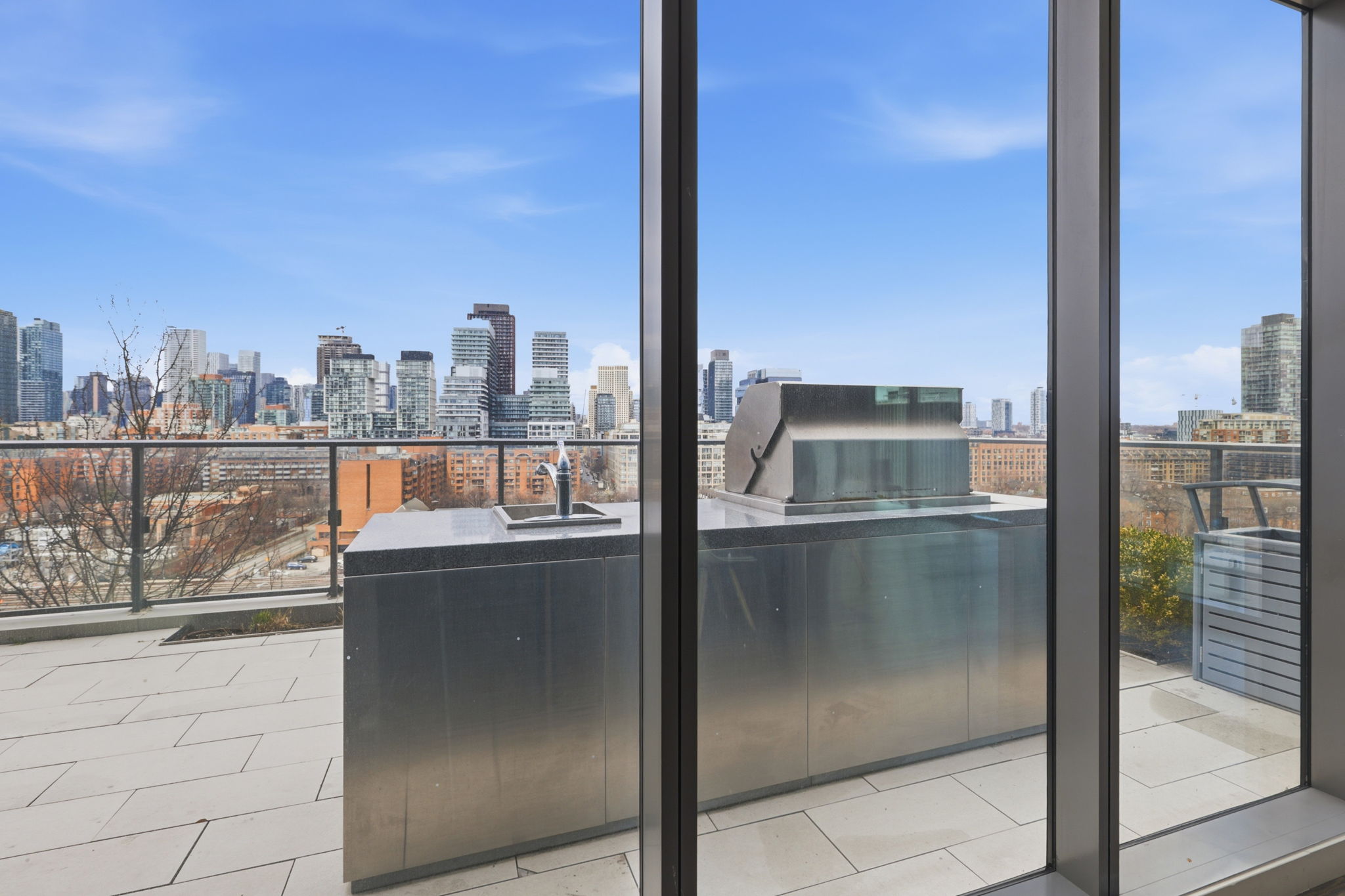 Property in Toronto — delivered property photograph 37