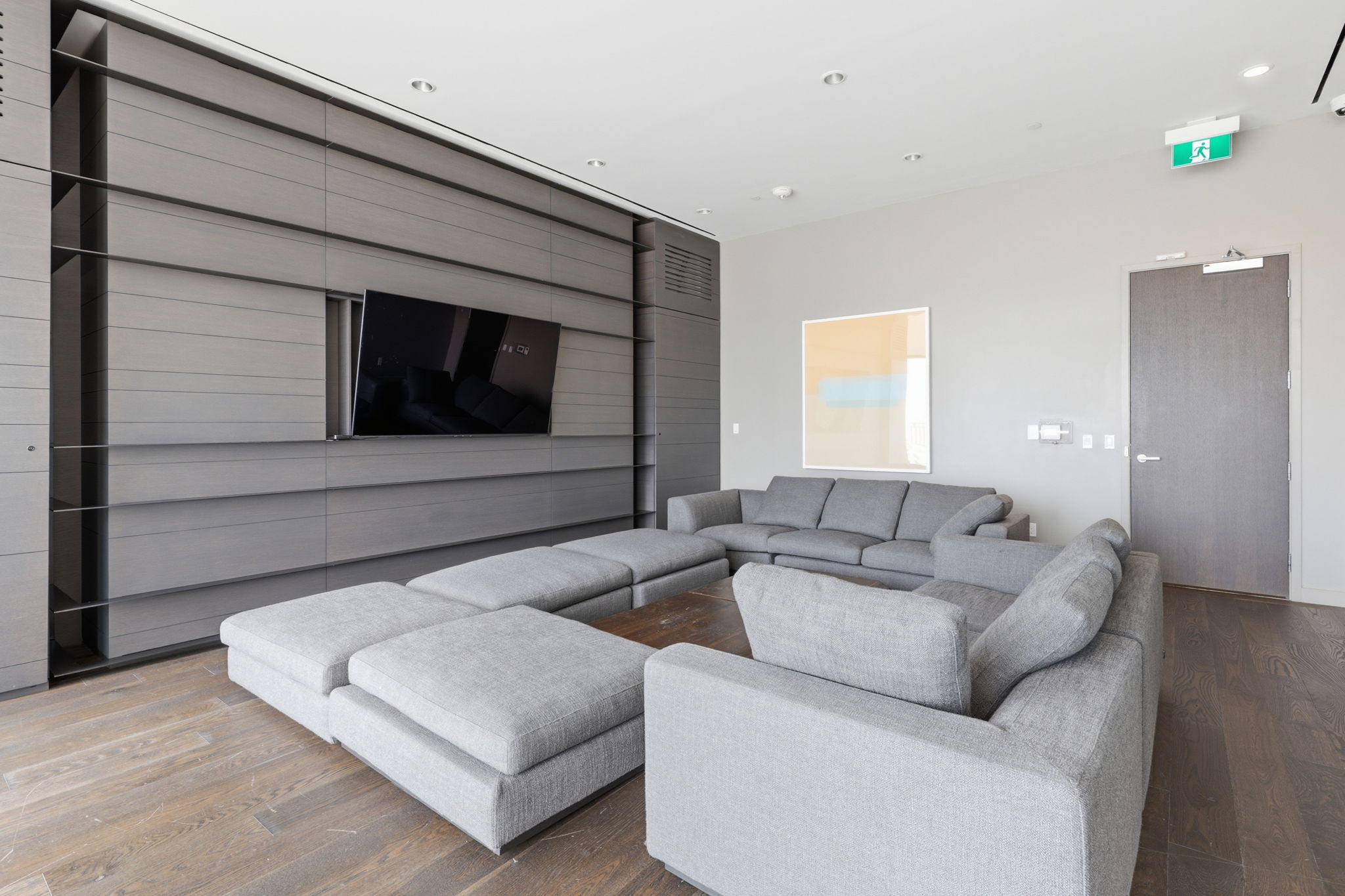 Property in Toronto — delivered property photograph 38