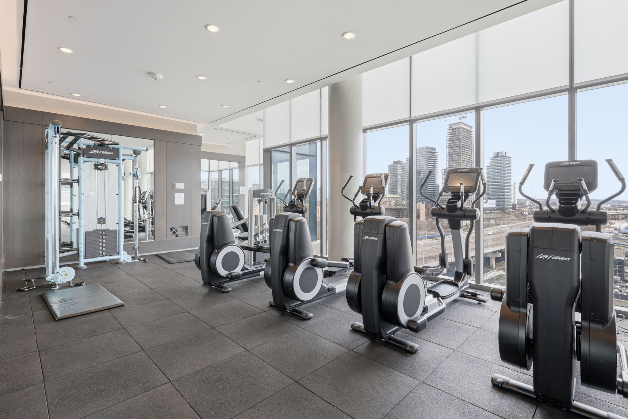 Property in Toronto — delivered property photograph 40