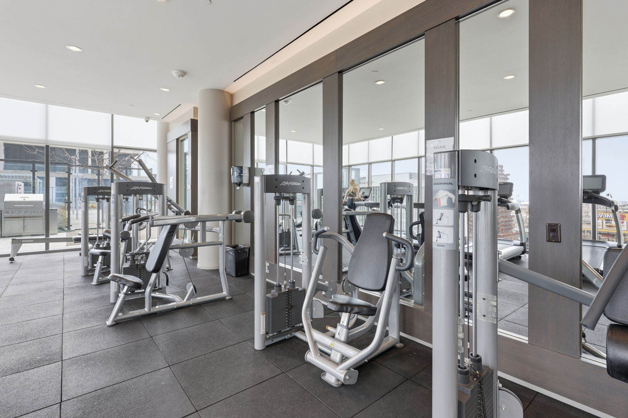 Property in Toronto — delivered property photograph 41