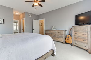  Photo 31