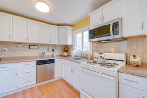  13 Corn Tassle Rd, Naugatuck, CT 06770, US Photo 9