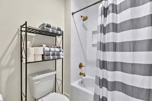  Photo 68