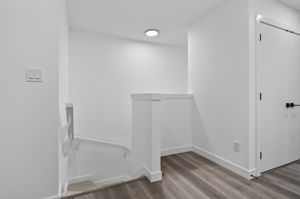 Photo 37