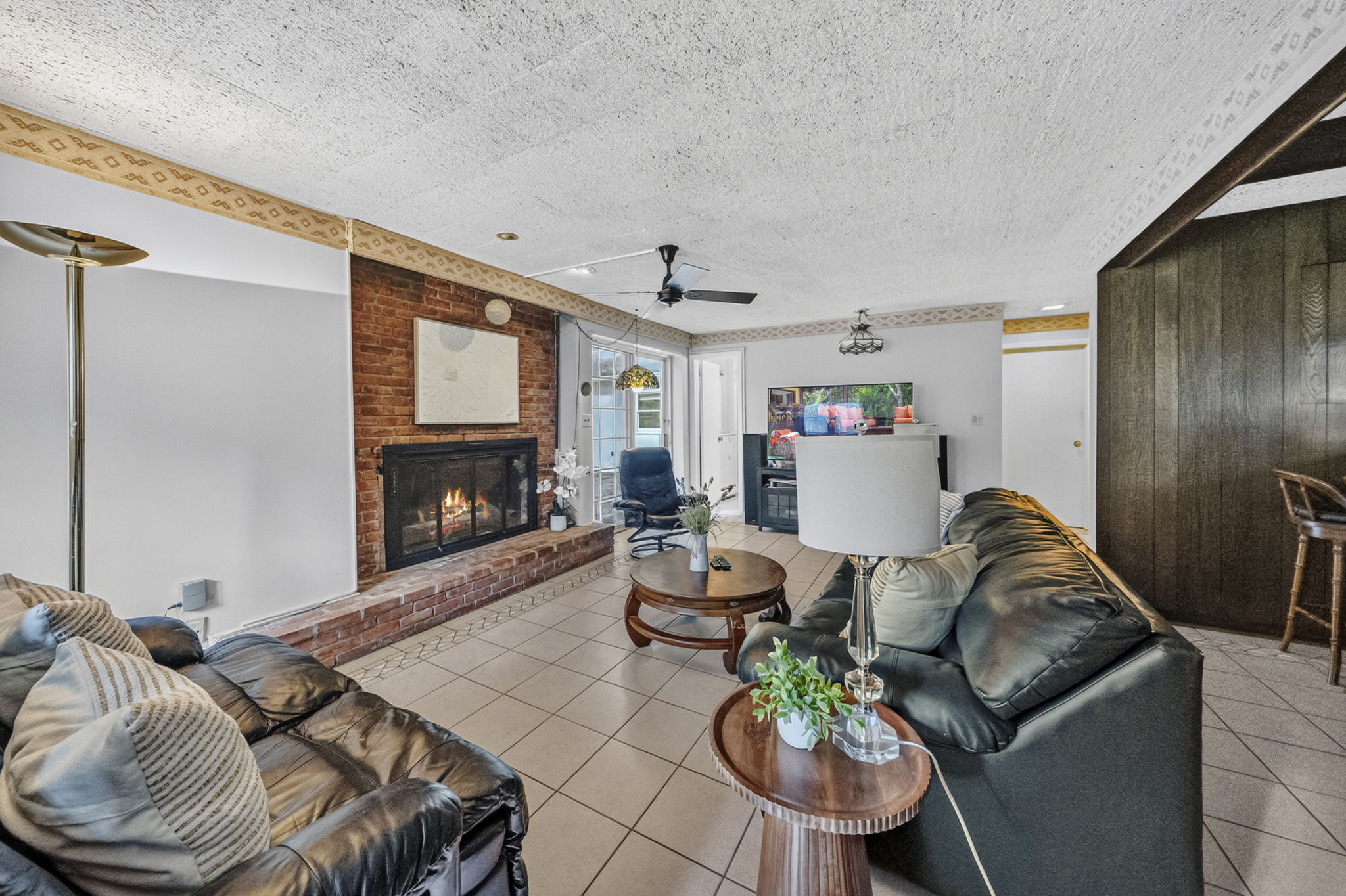 Family Room -Ground Level-