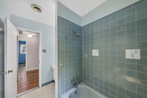 Main Bath -1st Floor