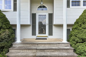 Set on a larger-than-typical property of nearly 3/4 acre, this 5-bedroom, 4-bath bi-level offers 2,796 sq ft of living space. Great curb appeal, a large driveway, and a side-entry garage create a memorable first impression as you arrive along the sidewalk-lined, tree-lined street.