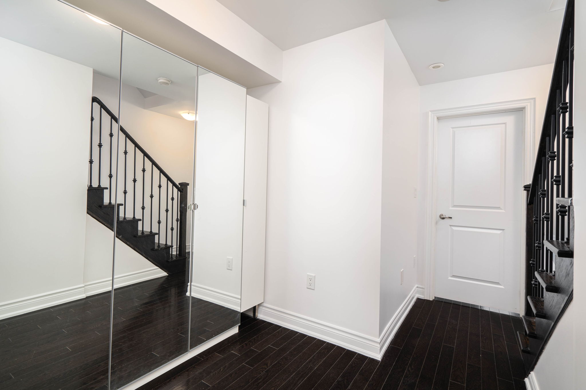 13 Hargrave Ln, Toronto, ON M4N 0A4 | Orelus Production