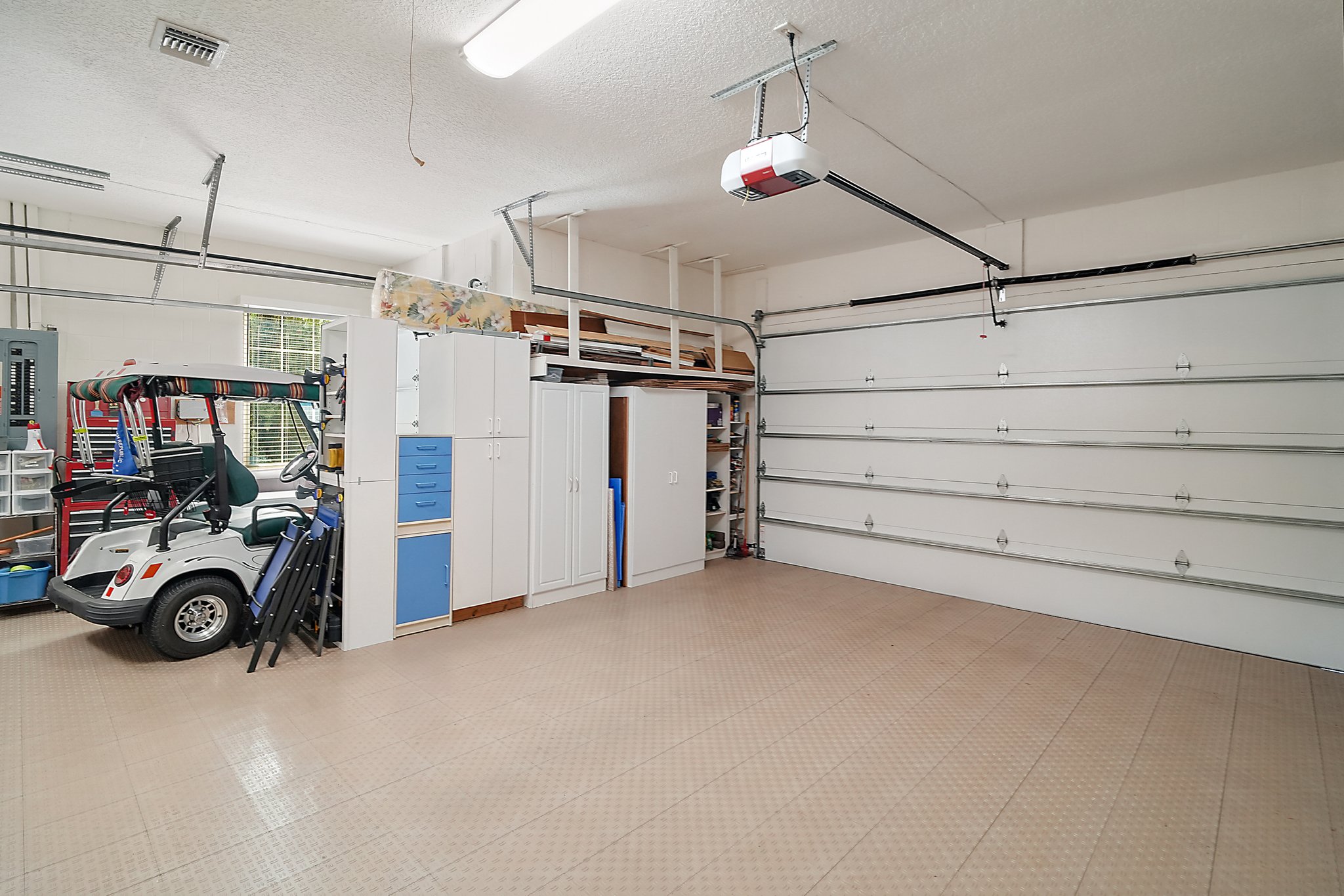 Oversized Garage