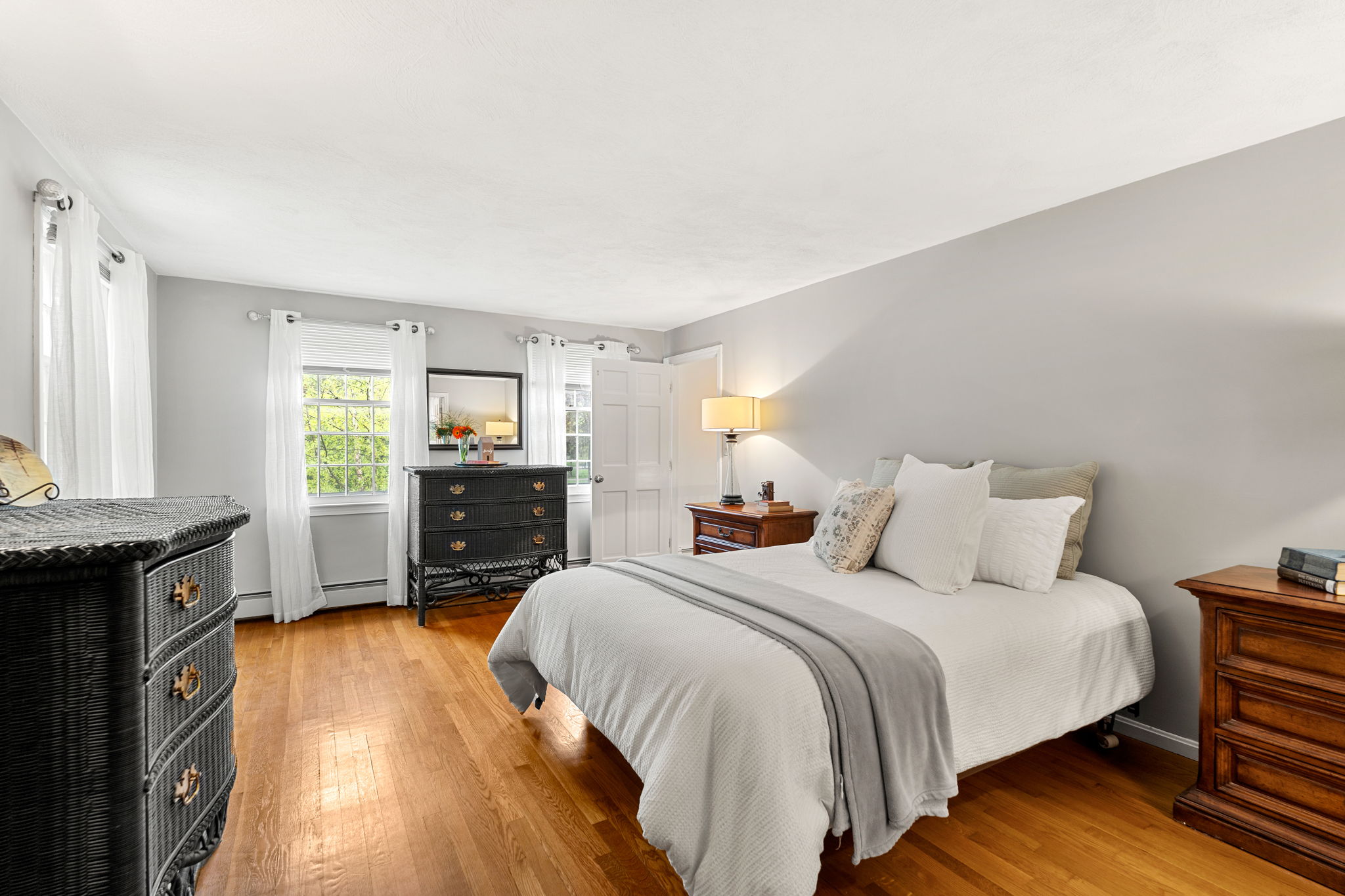 13 Laconia Cir, North Andover, MA 01845, USA Photo 15