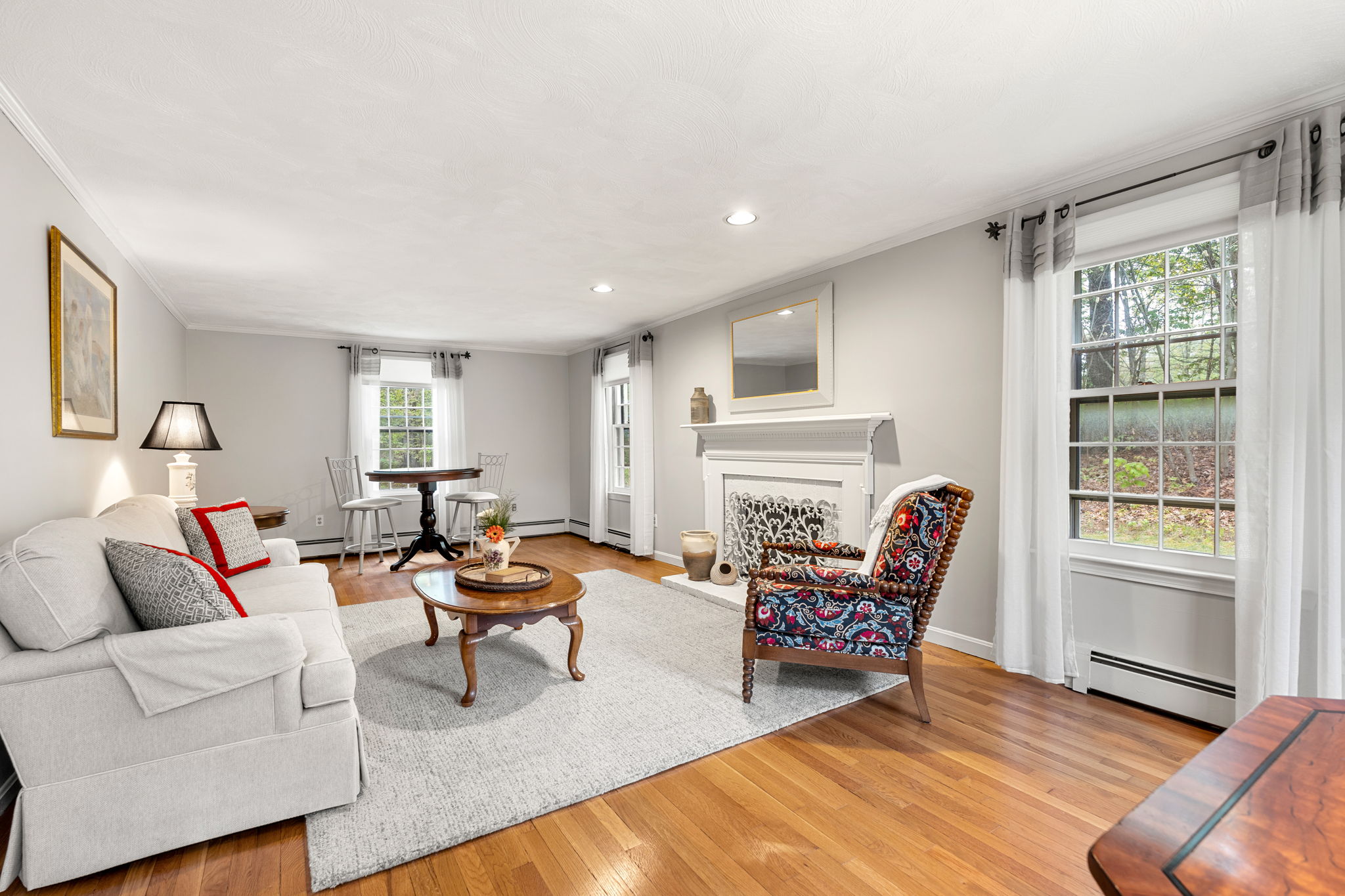 13 Laconia Cir, North Andover, MA 01845, USA Photo 8