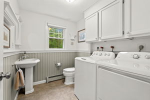 13 Laconia Cir, North Andover, MA 01845, USA Photo 11
