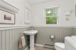 13 Laconia Cir, North Andover, MA 01845, USA Photo 10