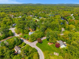 13 Laconia Cir, North Andover, MA 01845, USA Photo 2