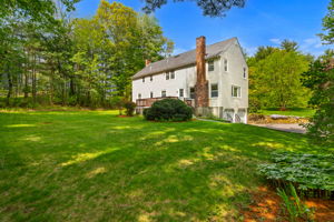 13 Laconia Cir, North Andover, MA 01845, USA Photo 26
