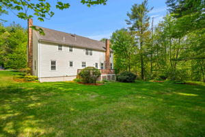 13 Laconia Cir, North Andover, MA 01845, USA Photo 22