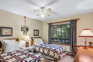Lisa Ln-S2107-028.jpg