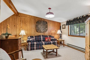 Lisa Ln-S2107-037.jpg