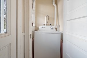 Unit 1  - Washer/Dryer area