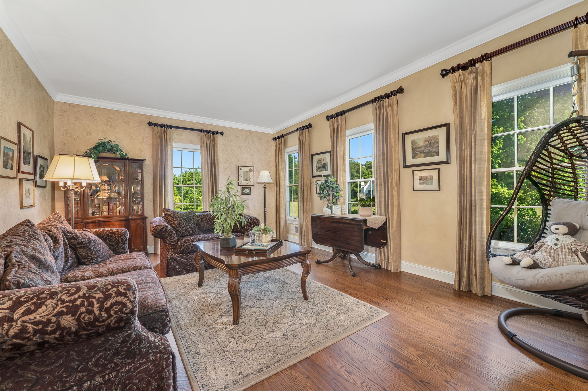 FORMAL LIVING ROOM Crown Moulding, Hardwood Flooring