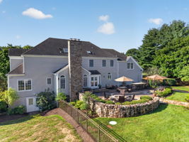BACKYARD/PATIO Outdoor living, recognized with a feature in Design New Jersey magazine, is equally impressive.