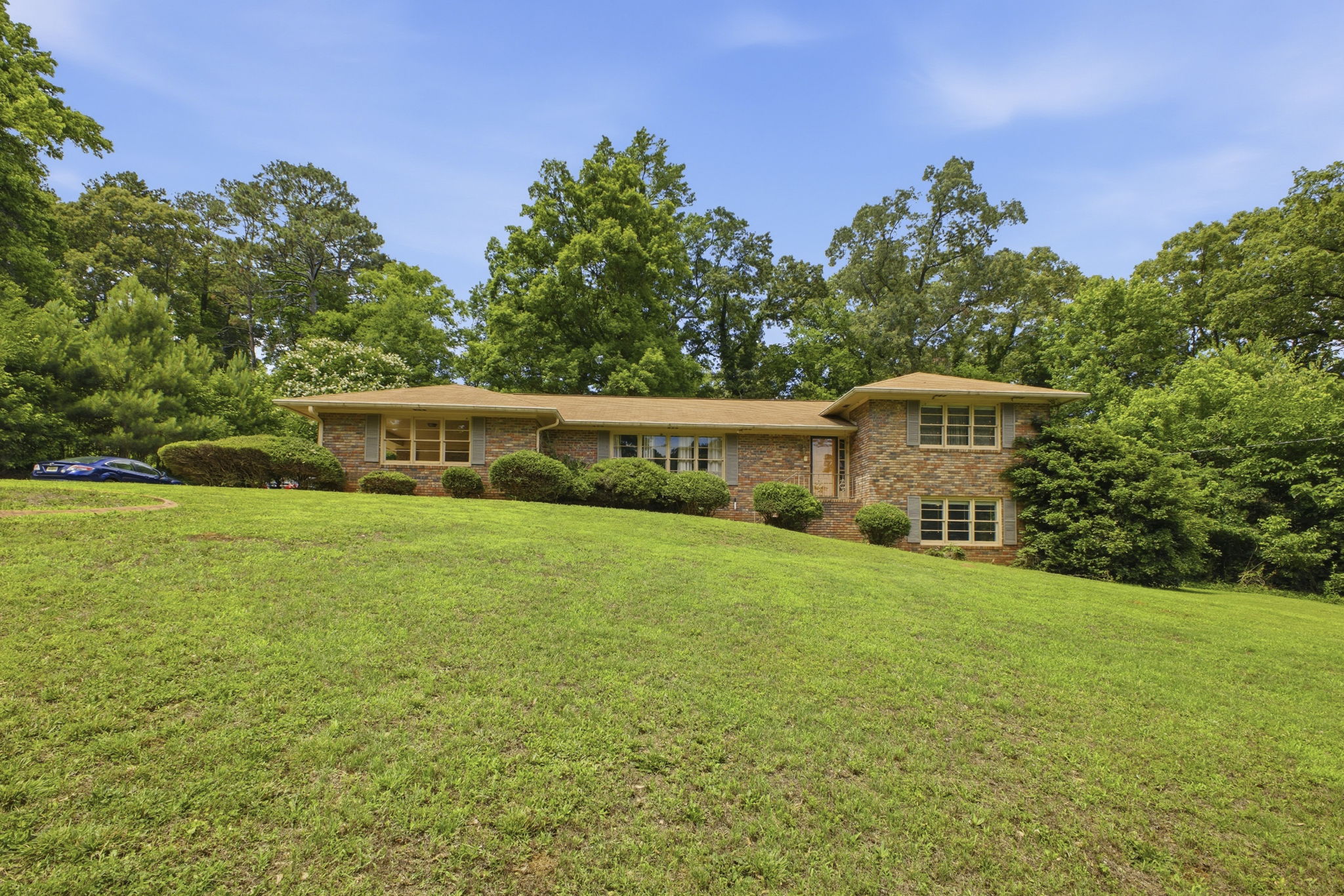  Photo 24