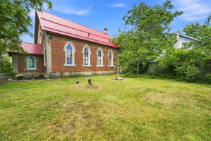  Photo 40