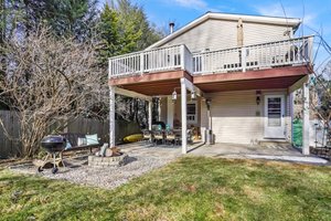 Covered Patio & Fire Pit