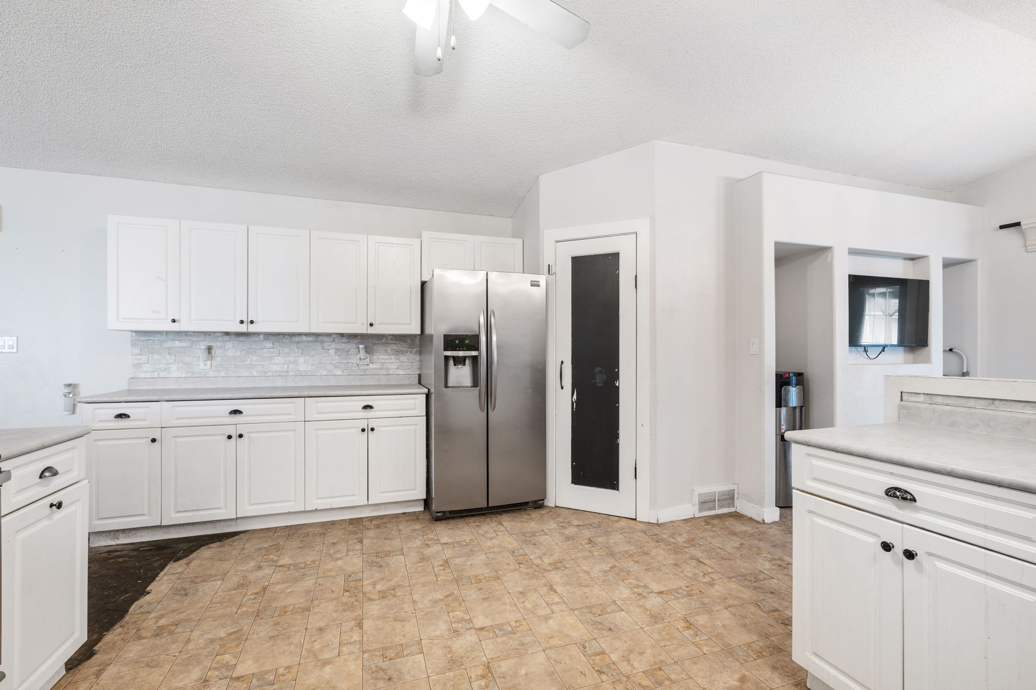 13 Rosa St -  Interior-11