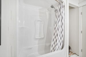 13 Rosa St -  Interior-24