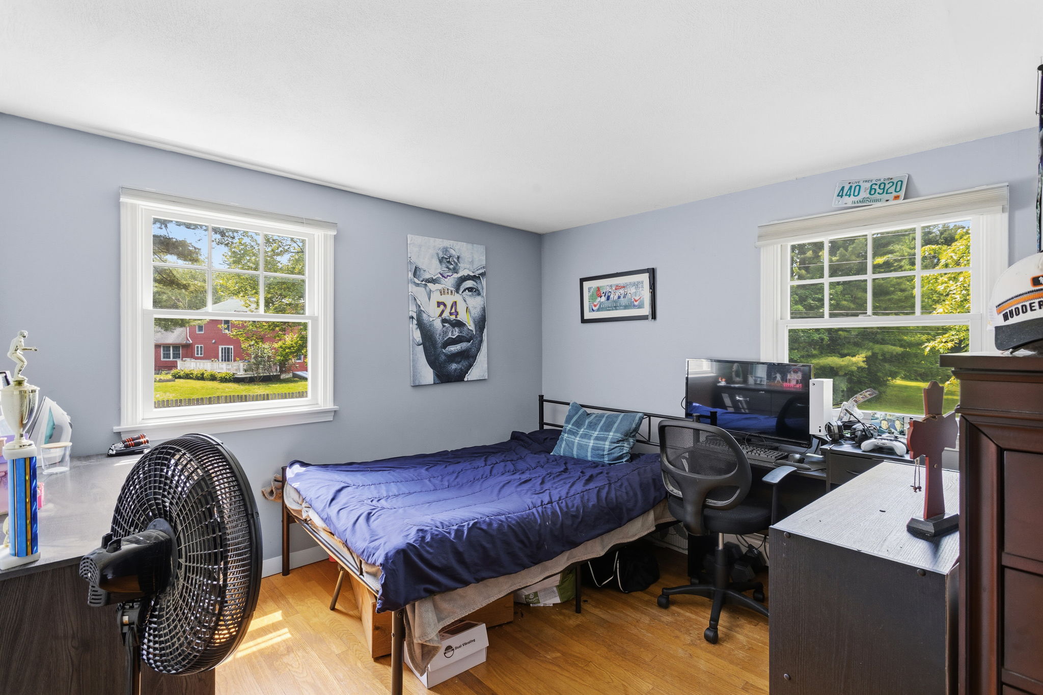  Photo 53
