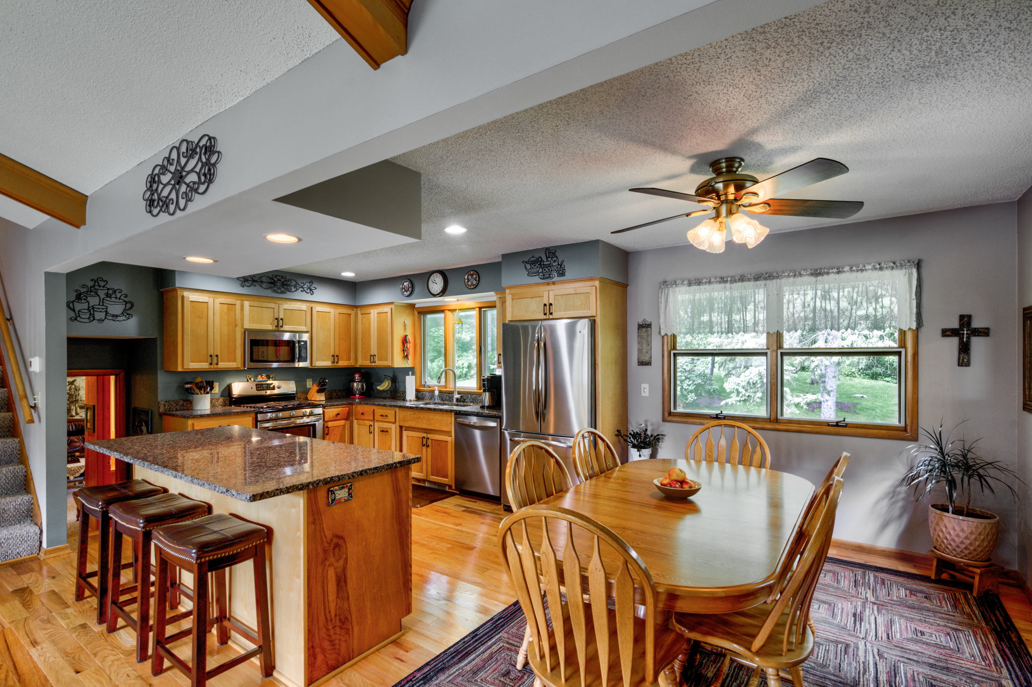 12Dining Room