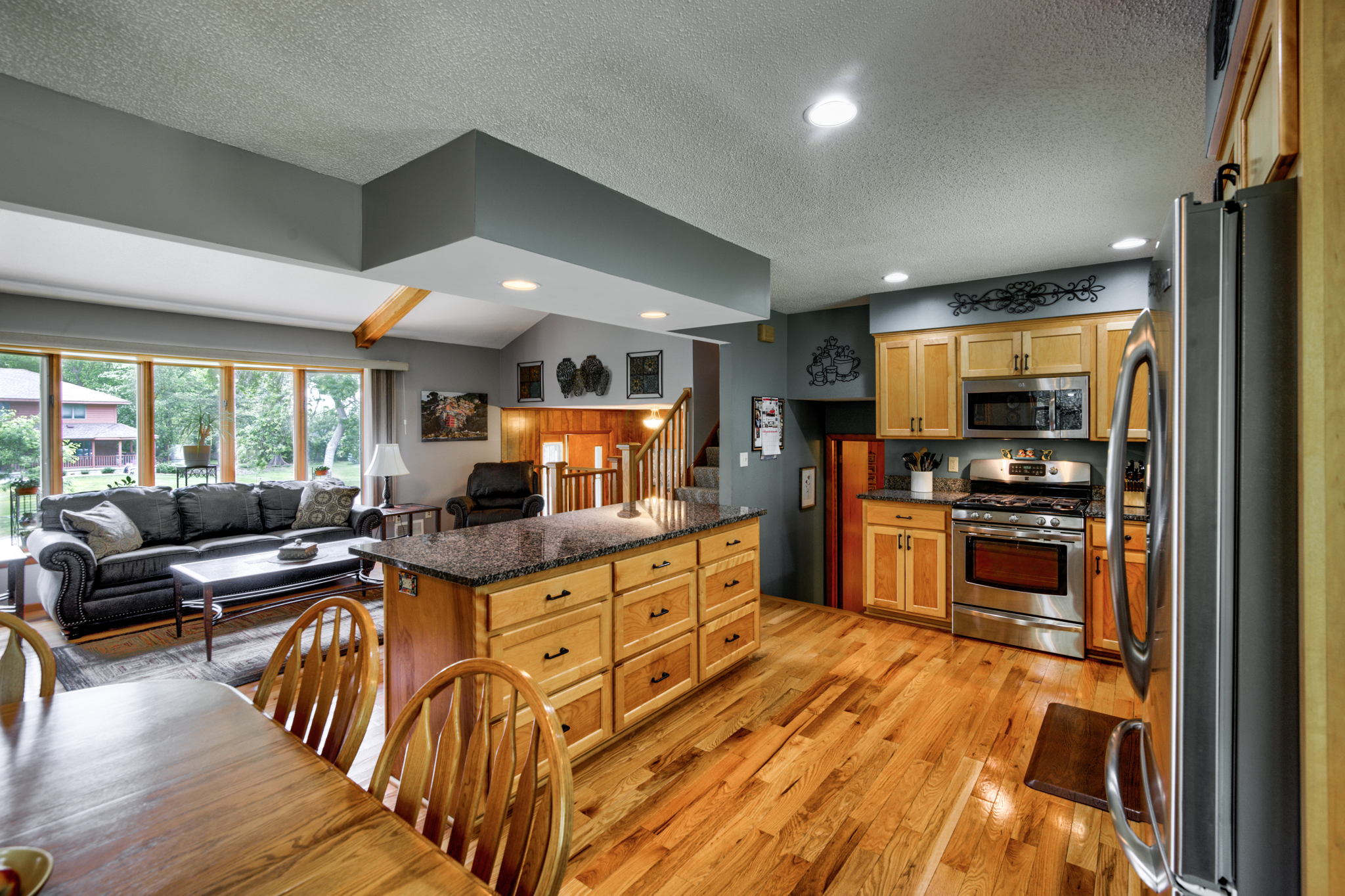 13Kitchen