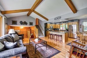 10Living Room