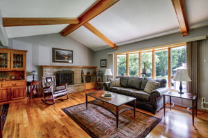 07Living Room