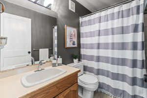 130 Barnham Crescent, Winnipeg, MB R2R 2T5, Canada Photo 16