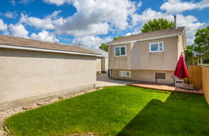 130 Barnham Crescent, Winnipeg, MB R2R 2T5, Canada Photo 25