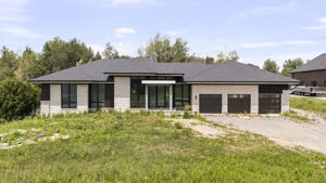  Photo 0
