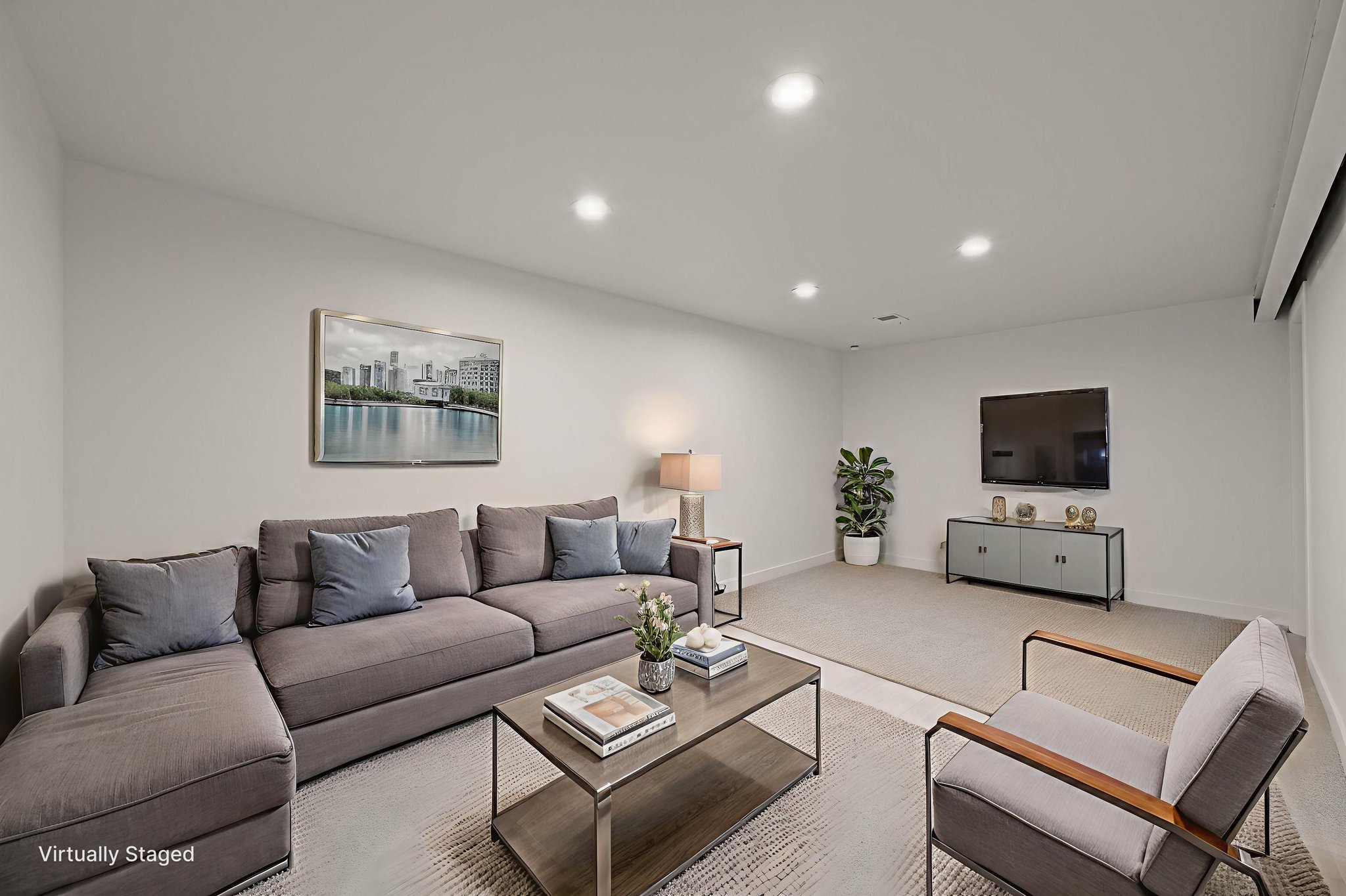 _DSC4471 virtually staged.jpeg