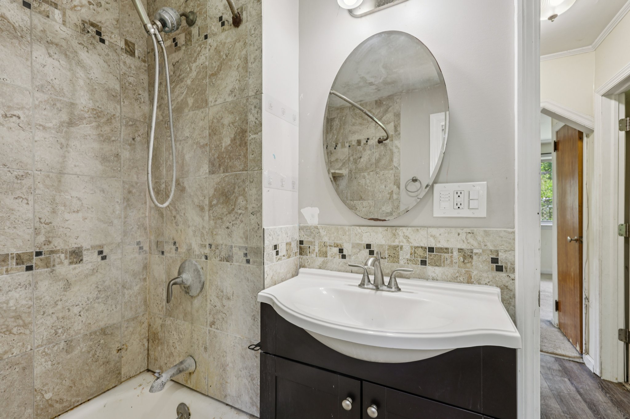 Hewitt St-S1608-031.jpg