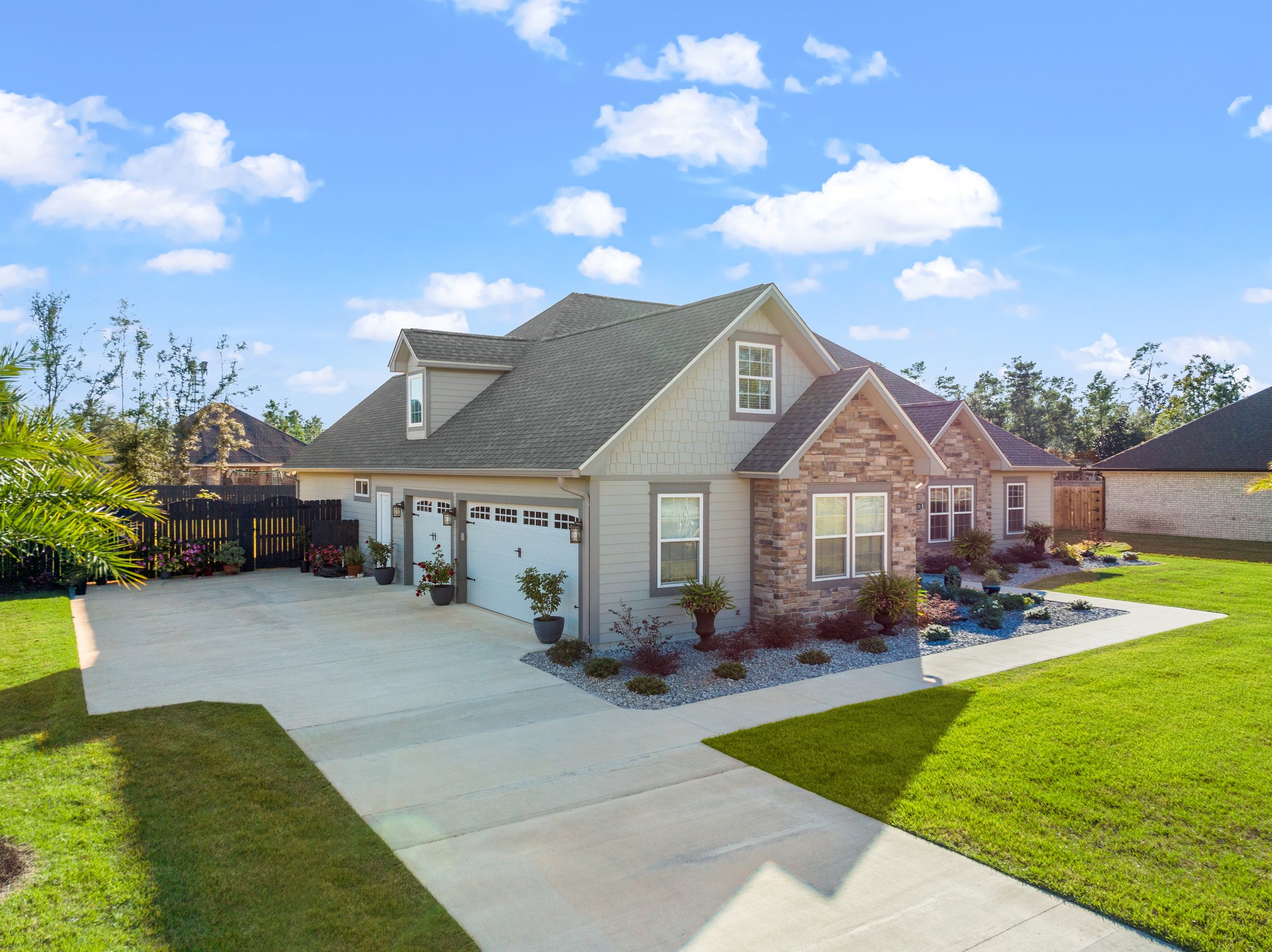 130 Lake Merial Blvd, Southport, FL 32409, USA Photo 7